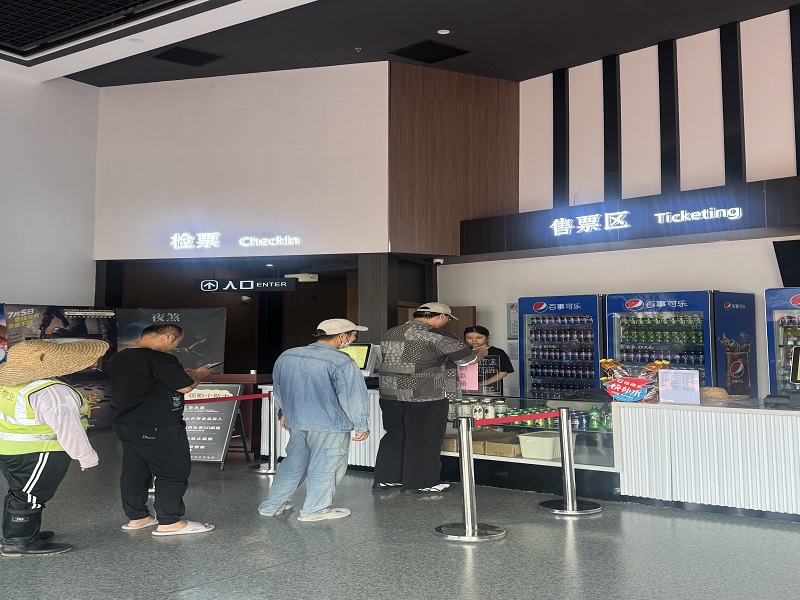 1751536105515262.jpg 庙街分会场.jpg