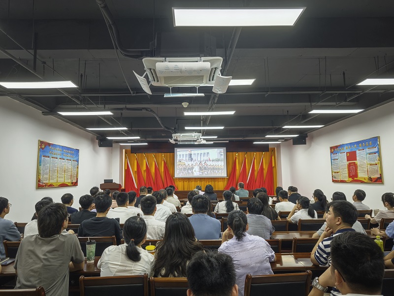 1756892273359702.jpg 观看纪念中国人民抗日战争暨世界反法西斯战争胜利80周年大会直播.jpg